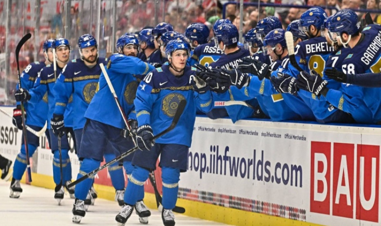 Казахстан одержал победу над Польшей и сохранил место в элите мирового хоккея