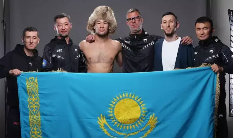 Непобежденного Шавката Рахмонова с размахом встретили в Алматы