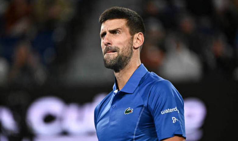 Джокович вступил в словесную перепалку с болельщиком на Australian Open-2024