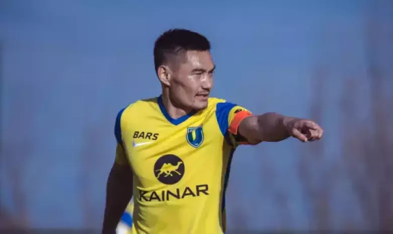 Футболист сборной Казахстана вернулся в свой родной клуб спустя 11 лет