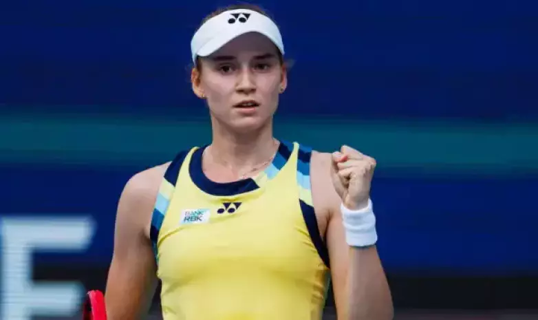 Рыбакина опередила Соболенко в чемпионской гонке WTA
