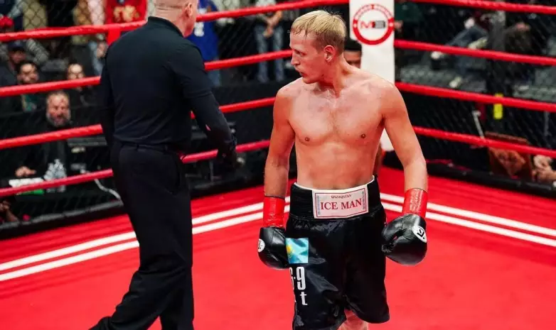 Казахстанский боксер получил бой в США после нокаута в титульном поединке