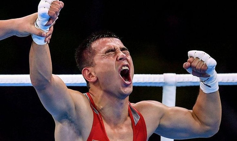 Финал с участием титулованного узбекистанского боксера завершился досрочно