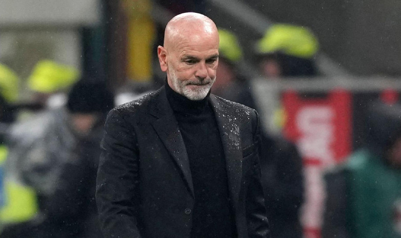"Милан" официально объявил об уходе главного тренера