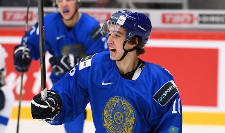 "Барыс" подписал одного из самых талантливых хоккеистов Казахстана