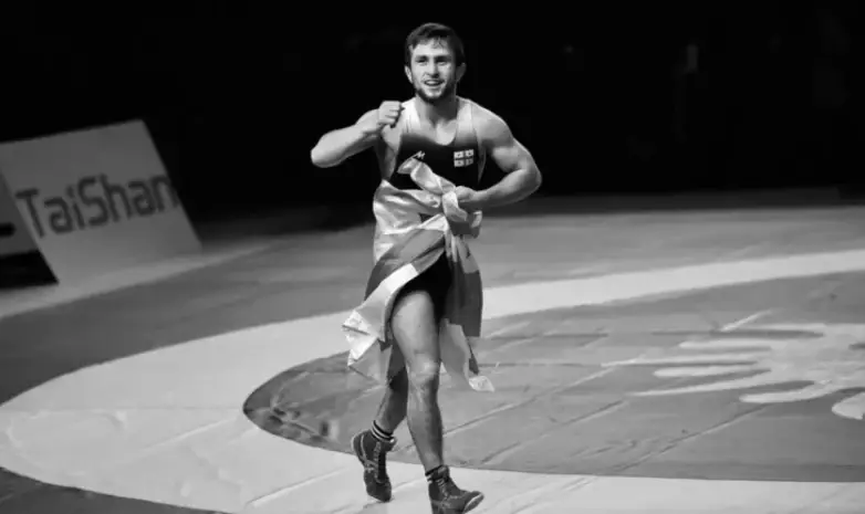 Чемпион мира по греко-римской борьбе скончался в возрасте 27 лет