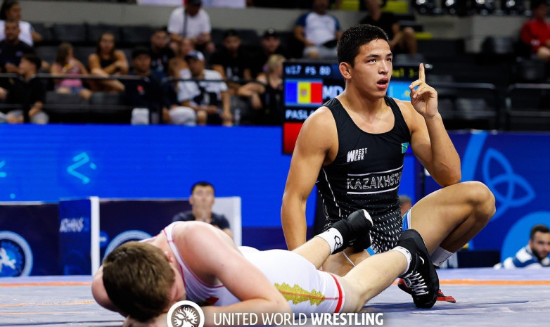 Сборная Казахстана вошла в топ-3 на чемпионате мира по борьбе