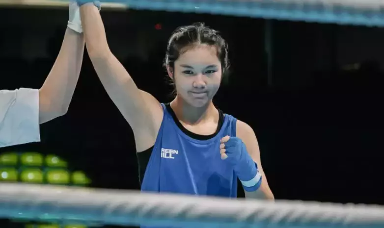 Разгромом завершился бой Казахстана за медаль ЧА-2025 по боксу