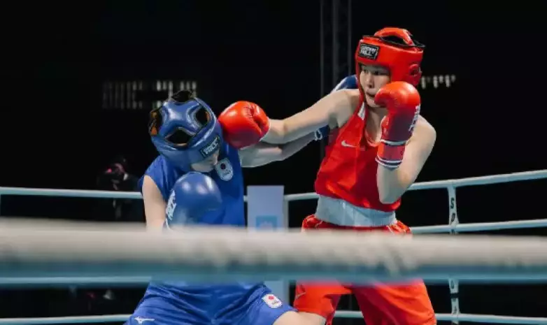 Тремя нокдаунами обернулся бой Казахстана на ЧА-2025 по боксу
