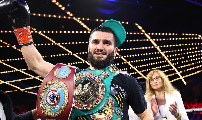 Артур Бетербиев проведет первый бой после поражения от Бивола