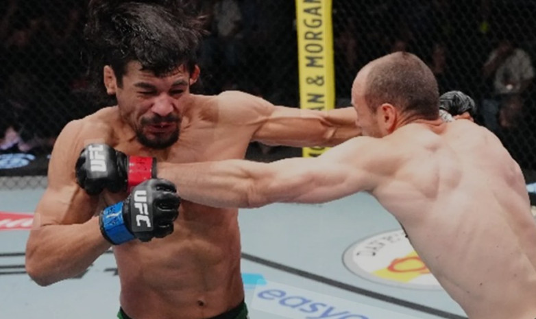 Стремительный нокаут с одного удара зафиксирован в UFC. Видео