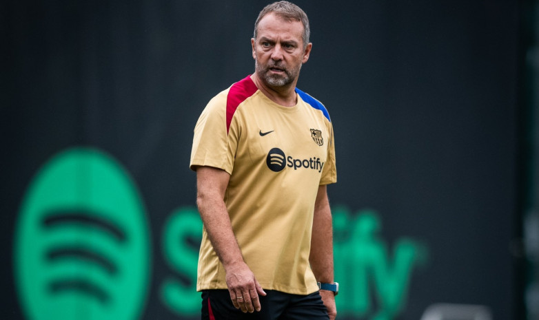 Тренер "Барселоны" выразил недоверие звездному новичку