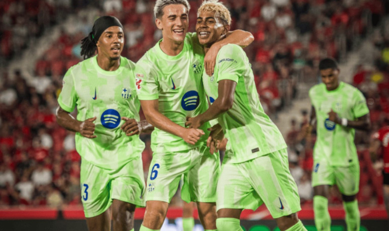 "Барселона" разгромила "Мальорку" на старте Ла Лиги