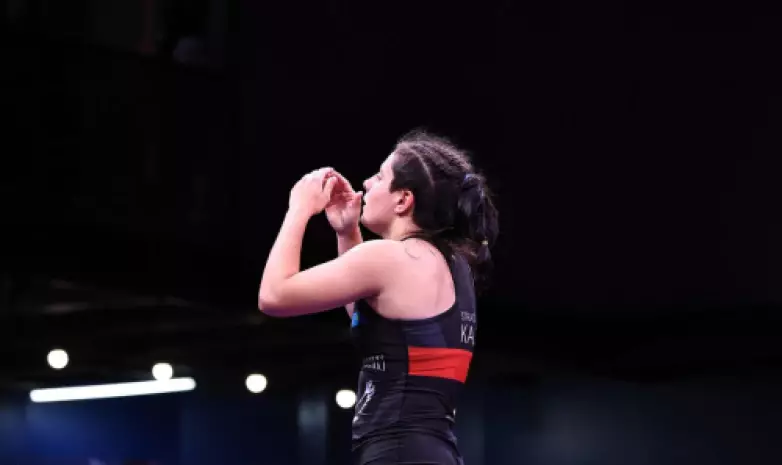 Казахстан пробился в полуфинал ЧМ по борьбе