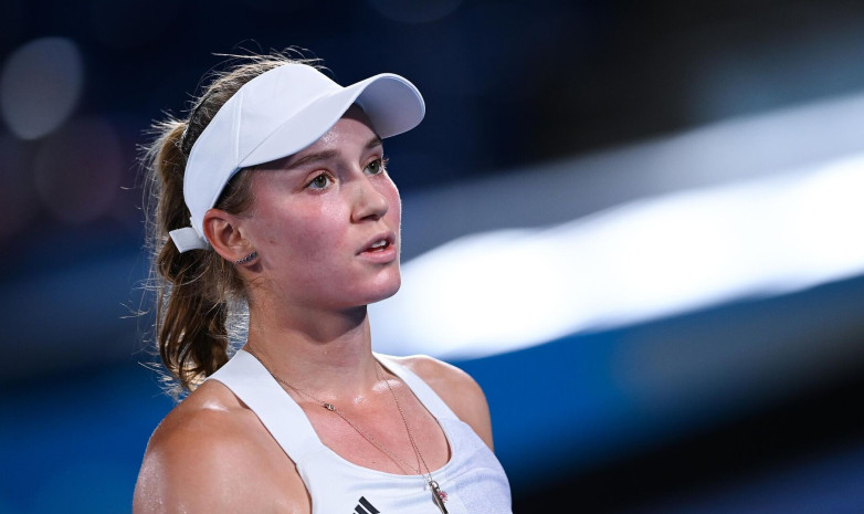 Рыбакина провела тренировку с финалисткой Уимблдона