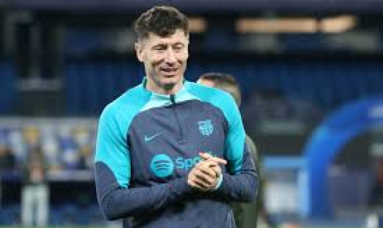 "Барселона" нашла двух игроков на замену Левандовски