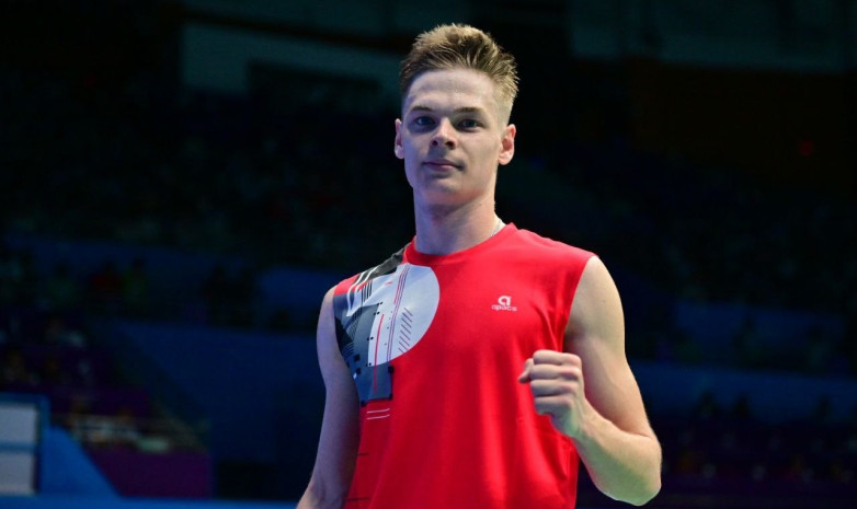 Казахстанский бадминтонист завоевал "серебро" престижного турнира