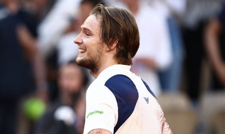 Александр Бублик разгромил чемпиона US Open