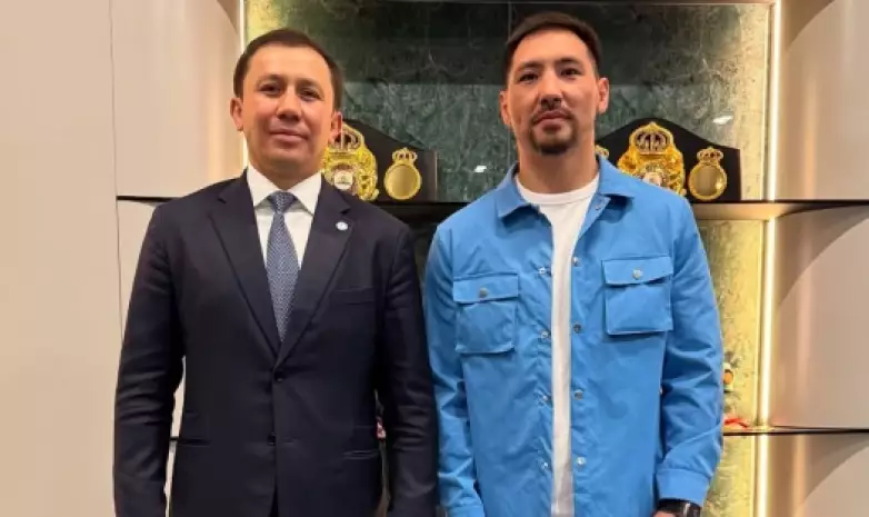 IBO отреагировала на встречу Головкина и Алимханулы