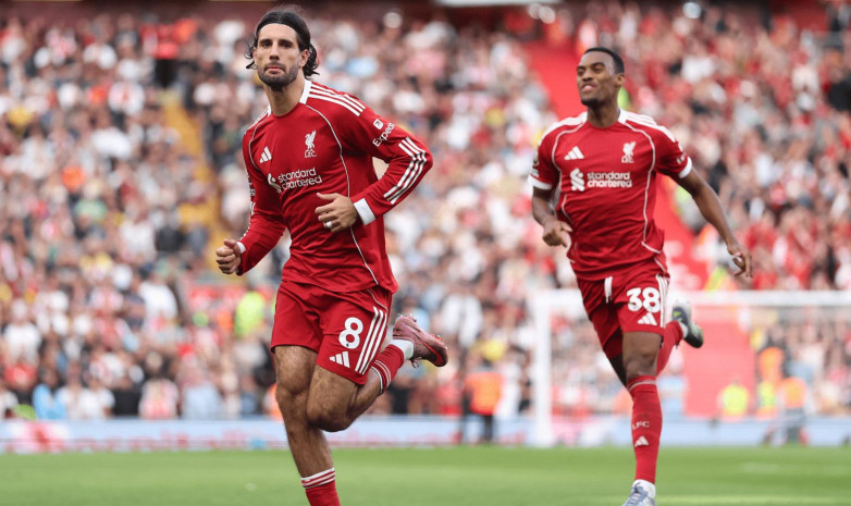 "Ливерпуль" обыграл "Арсенал" и с рекордом возглавил АПЛ