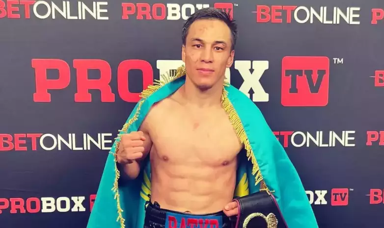 Казахстанские боксеры узнали новые места в рейтинге WBA