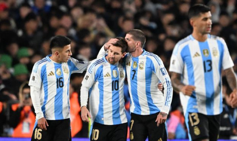 Дубль Месси принес Аргентине разгромную победу в отборе ЧМ-2026