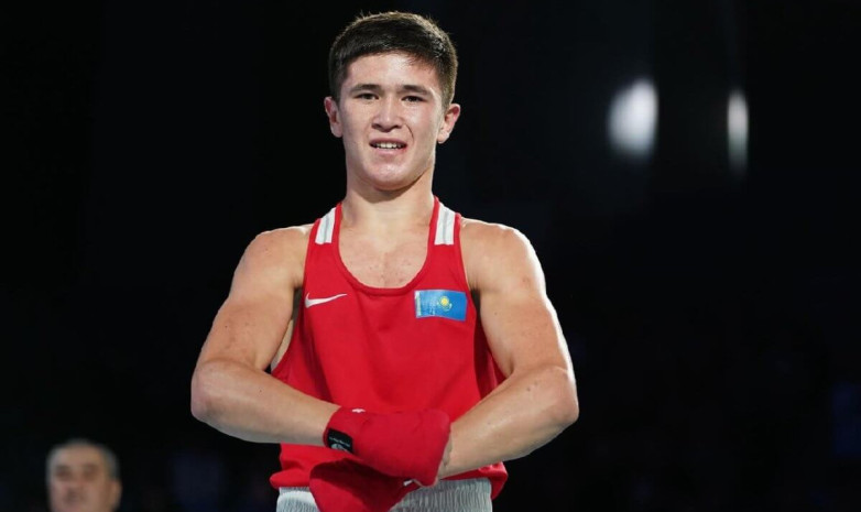 Казахстанский боксер начал ЧМ с волевой победы