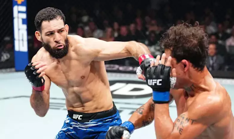 Разгромом завершился главный бой Имавов — Борральо в UFC