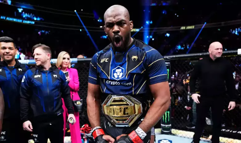 Джон Джонс сделал официальное заявление о возвращении