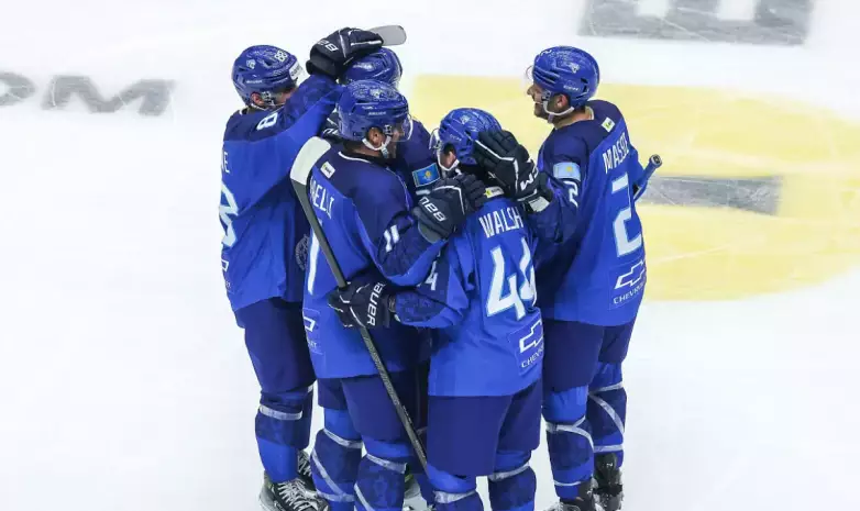 Победителя матча КХЛ "Барыс" — "Амур" выбрали в России