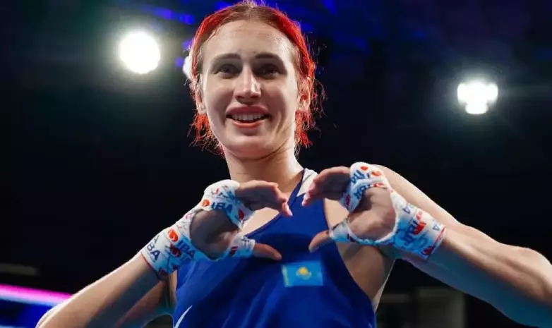 Казахстан на разгроме вышел в четвертьфинал ЧМ-2025 по боксу