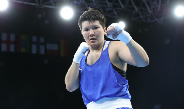 Нокдаун решил исход боя Казахстана за полуфинал ЧМ-2025