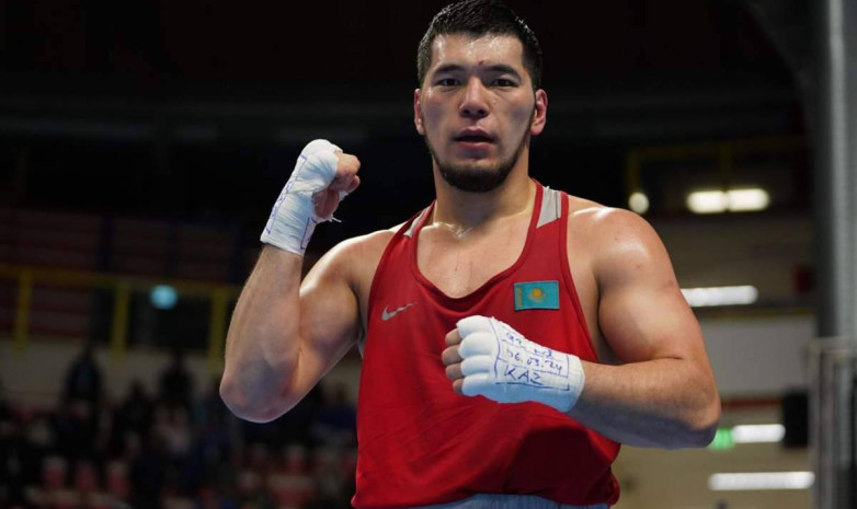 Айбек Оралбай разгромил соперника и завоевал медаль ЧМ-2025