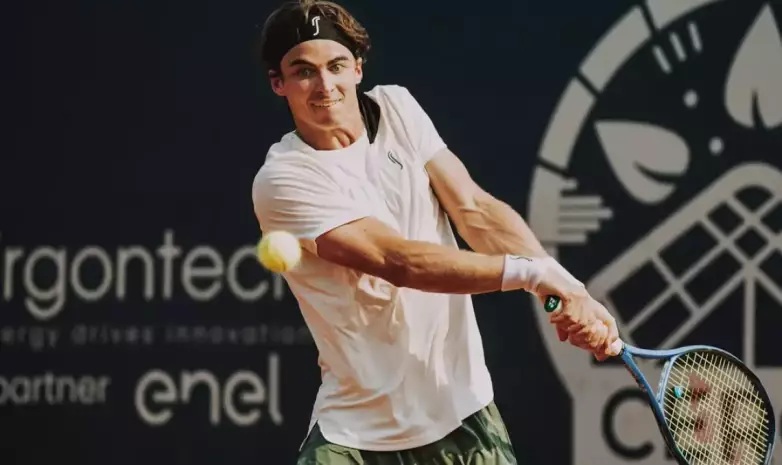 Южная Корея вышла вперёд в матче Кубка Дэвиса против Казахстана