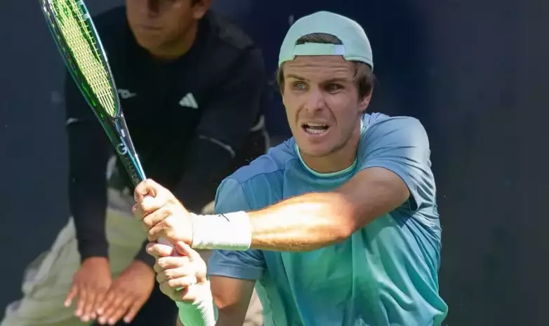 Казахстан потерпел досрочное поражение на чемпионате мира по теннису