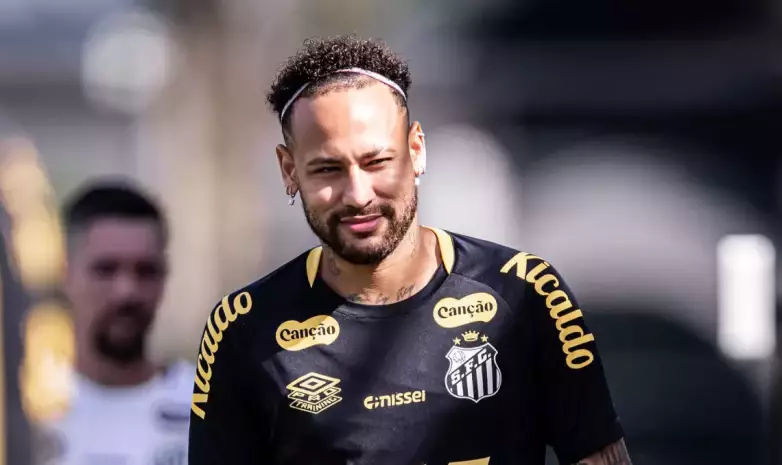 Неймар назвал величайшего футболиста в истории