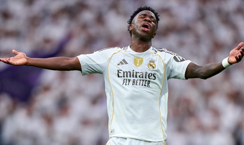 Звезда "Реала" устроил истерику после замены