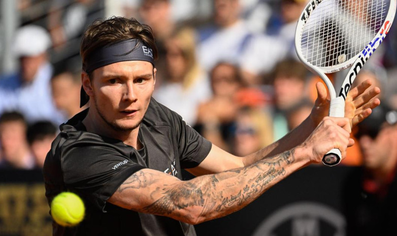 Александр Бублик вышел в финал турнира в Китае