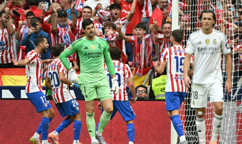 "Атлетико" устроил разгром "Реалу" в дерби перед вылетом в Казахстан