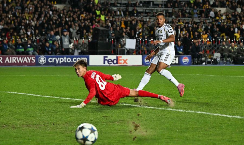 Шерхан Калмурза вошёл в тройку лучших голкиперов Лиги Чемпионов