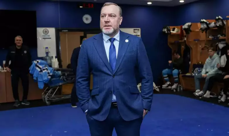 Клуб КХЛ уволил главного тренера после матча с "Барысом"