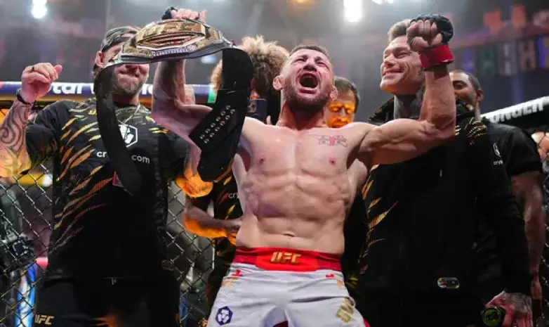 Видео полного боя: Двалишвили vs Сэндхаген за титул чемпиона UFC 320