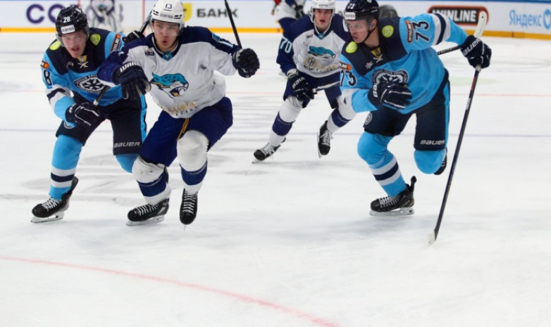 Буллиты решили исход матча "Барыса" и "Сибири" в КХЛ