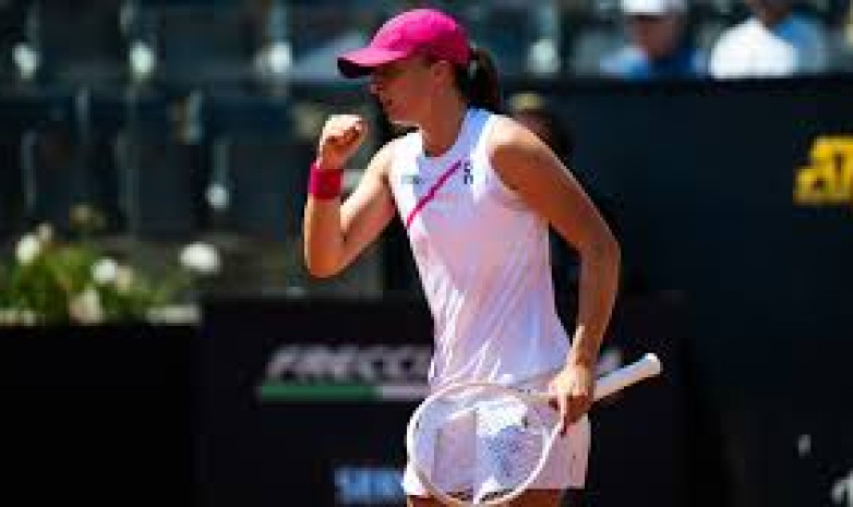 Вторая ракетка мира с разгрома стартовала на турнире в Ухане