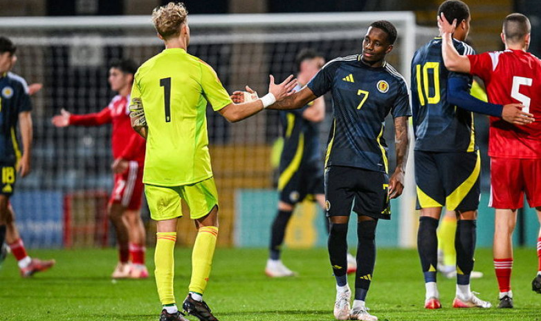 Разгромом 12:0 завершился матч отбора на Евро по футболу