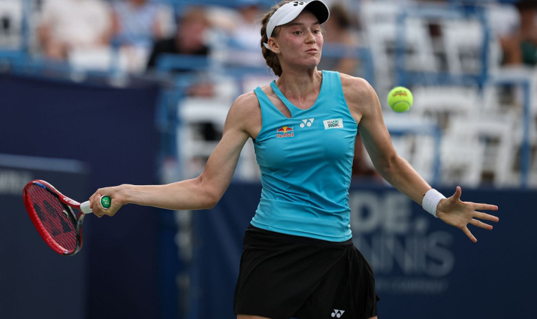 Матч Рыбакина — Соболенко за полуфинал обернулся уверенной победой