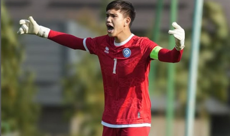 Казахстан (U-19) обыграл "Ордабасы" с Калмурзой в воротах