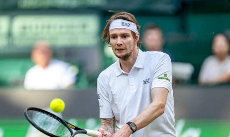 Первая ракетка Казахстана поднялся в рейтинге ATP