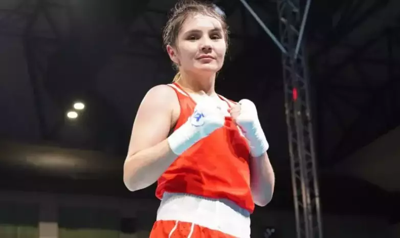 Мать-героиня из Казахстана разгромом завоевала золото в боксе