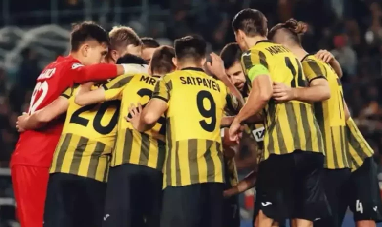 "Кайрат" объявил стартовый состав на матч с "Пафосом" в ЛЧ